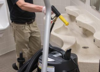 Curățenie absolută cu Sistemul Omniflex™ Spray-and-Vac de la Kaivac