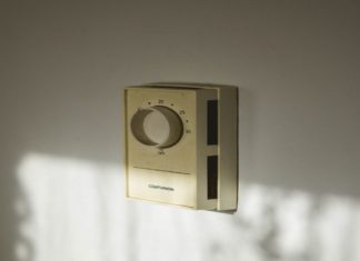Cât de mult merită să investiți într-un termostat inteligent?