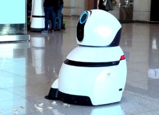 Doi roboți produși de LG ghidează călătorii și mențin curățenia în Aeroportul Internațional Incheon