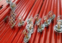 Istoria unuia dintre cele mai importante sisteme din facilități: Cum au apărut aspensoarele automate împotriva incendiilor