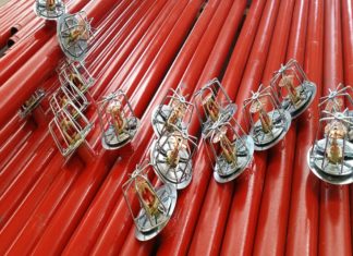 Istoria unuia dintre cele mai importante sisteme din facilități: Cum au apărut aspensoarele automate împotriva incendiilor